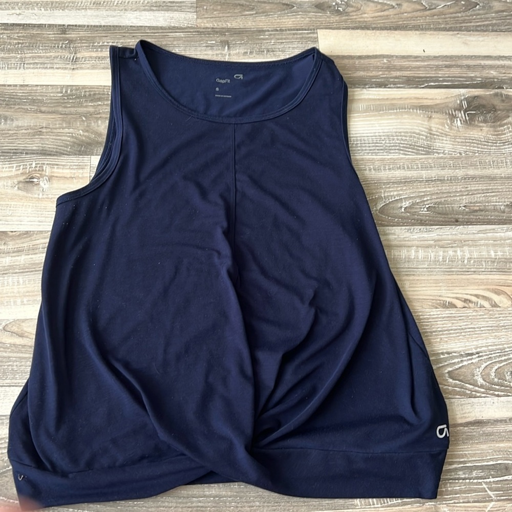 Gap Fit, Women’s, Front scrunch, Athletic, Top